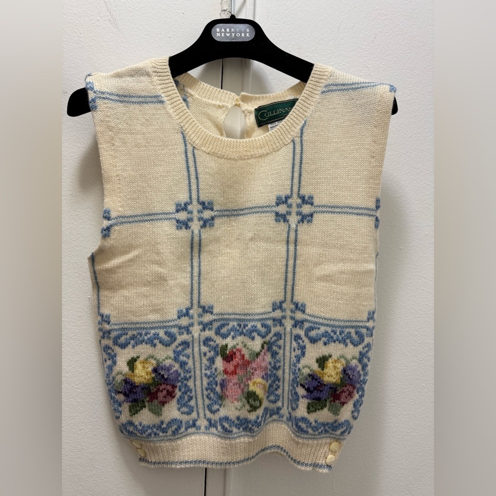 VINTAGE CULLINANE Sweater Vest hand knitted coquette size S made in Hong Kong